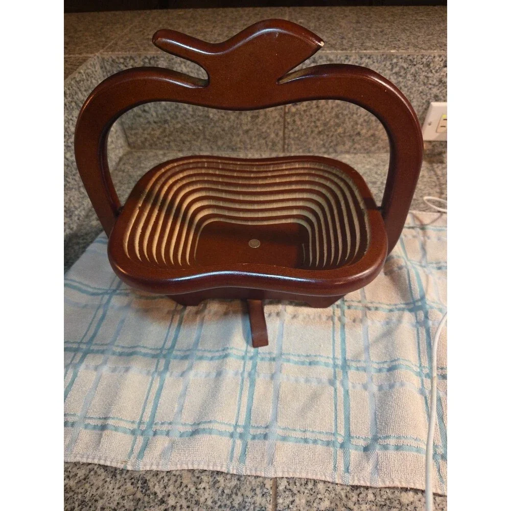 Vintage Collapsible Wooden Apple Fruit Basket & Trivet – Mid-Century Style